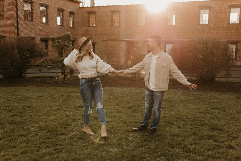 009_Emily_Tim_Couples_Session_3.22.22-66