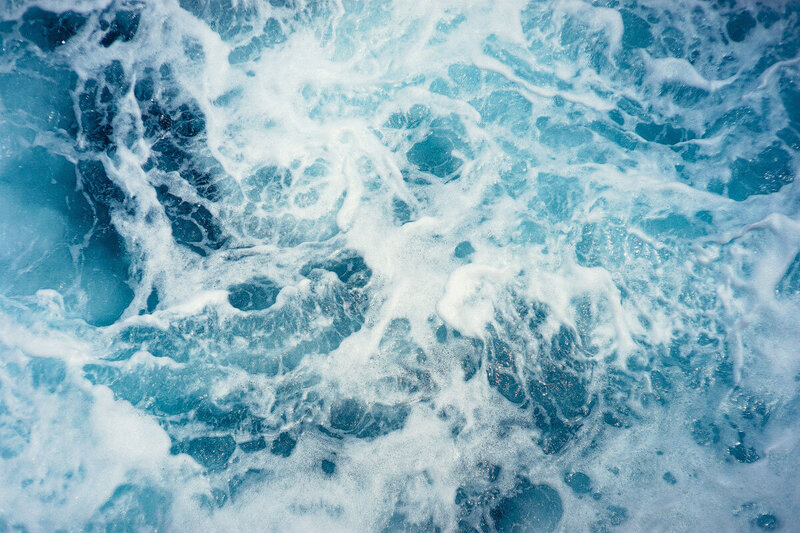 a calming ocean photography for a PPC ad