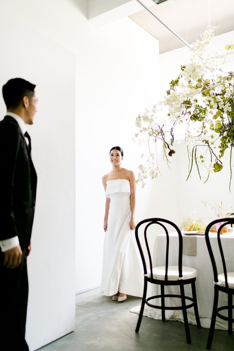 461Singapore Modern Art Gallery Wedding Editorial Photography_MARITHA MAE