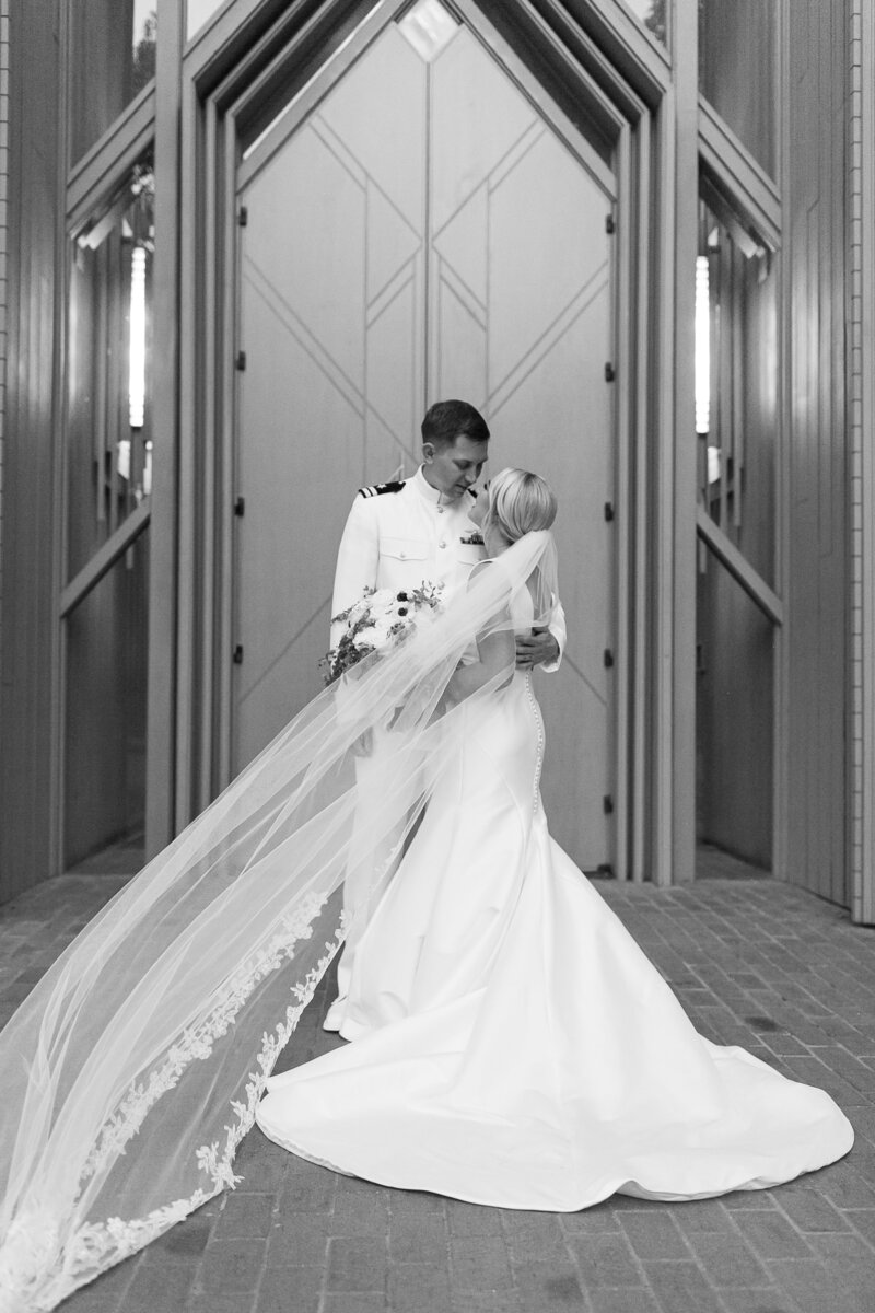 Kelsey-and-John-Wedding-emily-nicole-photo-1085