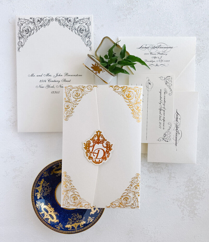 Gold foil pocketfolder wedding invitation