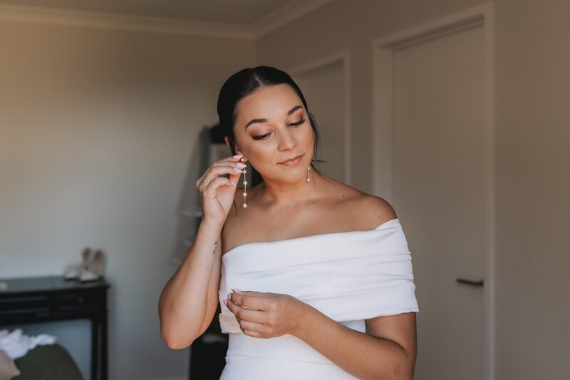 Bride with Natural Glam Makeup