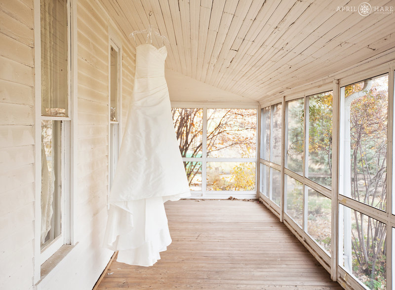 Little-White-Dress-Shop-Justin-Alexander-Bridal-Gown-April-O'Hare-Photography-Denver-CO-10