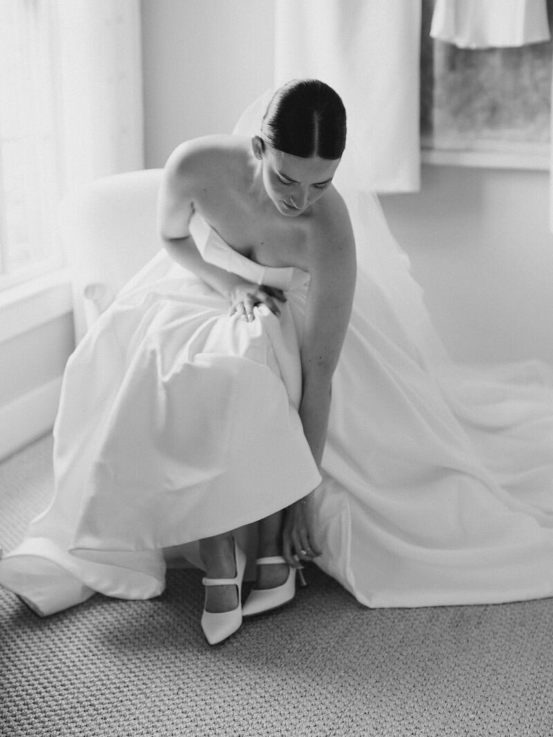 Sydney&Hayes_CharlottesvilleWedding_SneakPeek-21