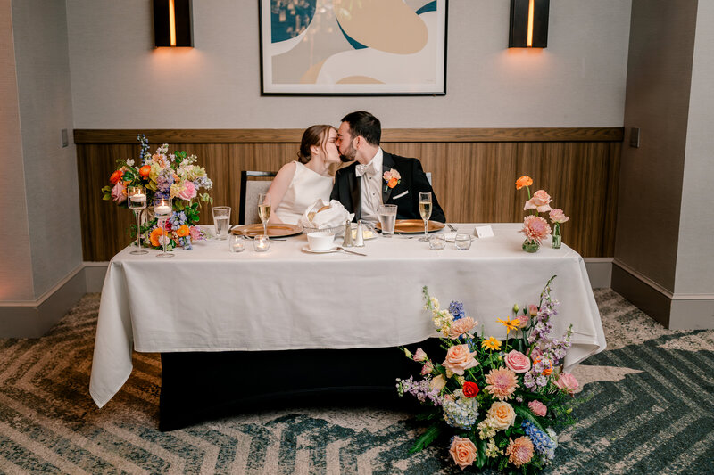 vibrant-catholic-wedding-in-reston-virginia-00023
