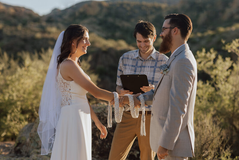 Wisconsin elopement photographer