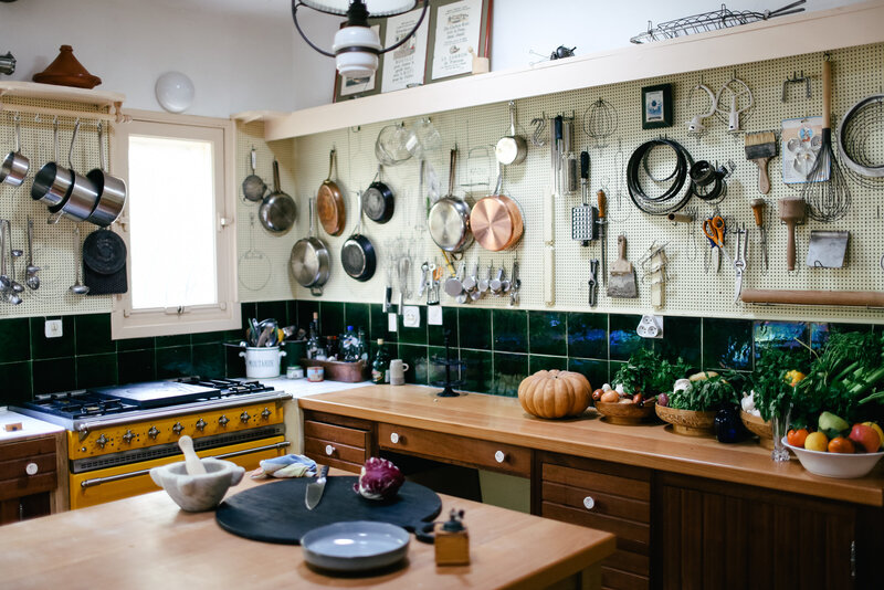 julia-childs-famous-pegboard-kitchen-in-provence