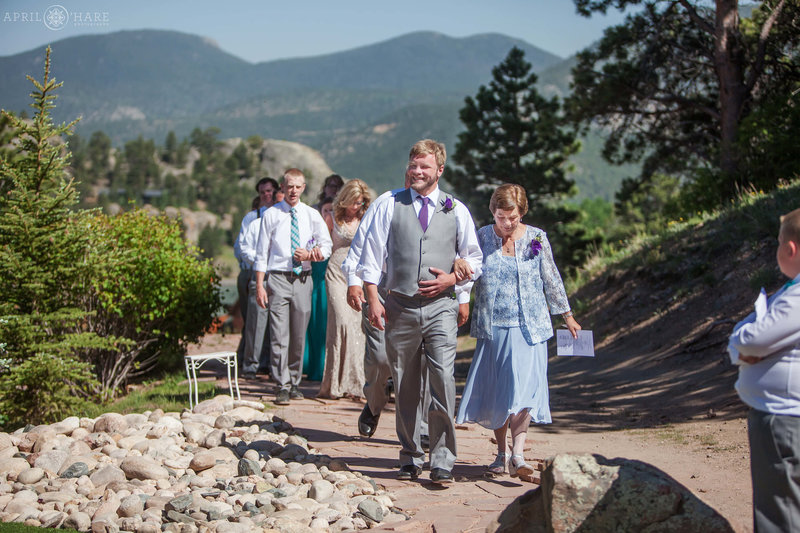 Mountain-Wedding-Venue-Mary's-Lake-Lodge-in-Estes-Park-Colorado