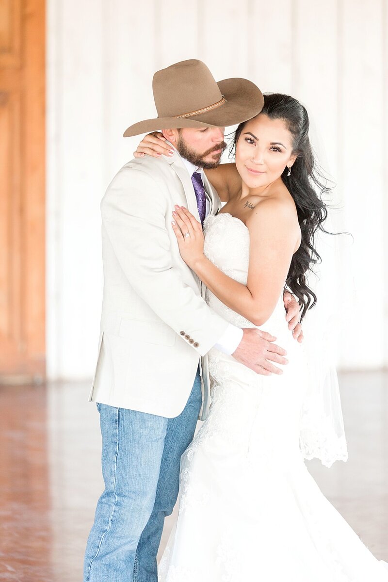 Austin-Texas-Barn-Wedding35