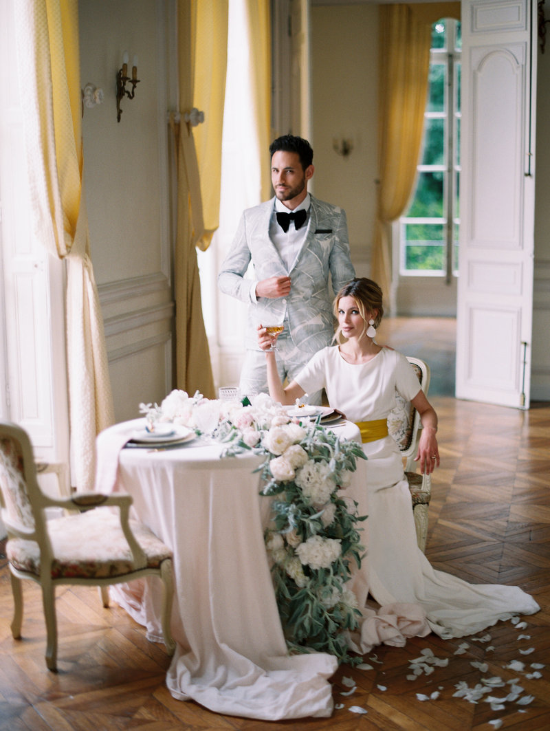 Beautiful couple celebrate their anniversary in a French manor