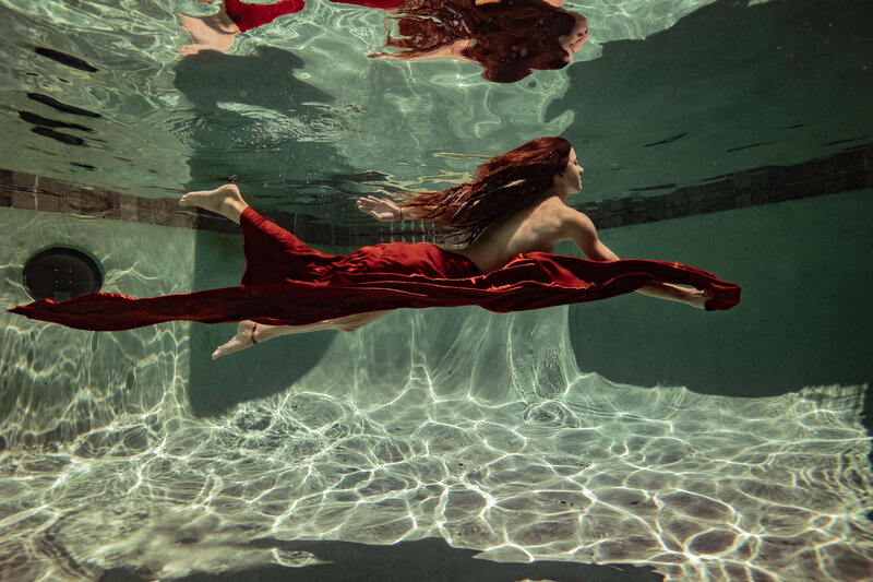 underwater-pool-photoshoot
