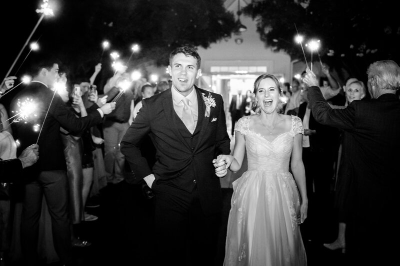sunflower-filled-catholic-wedding-in-fredericksburg-virginia-00019