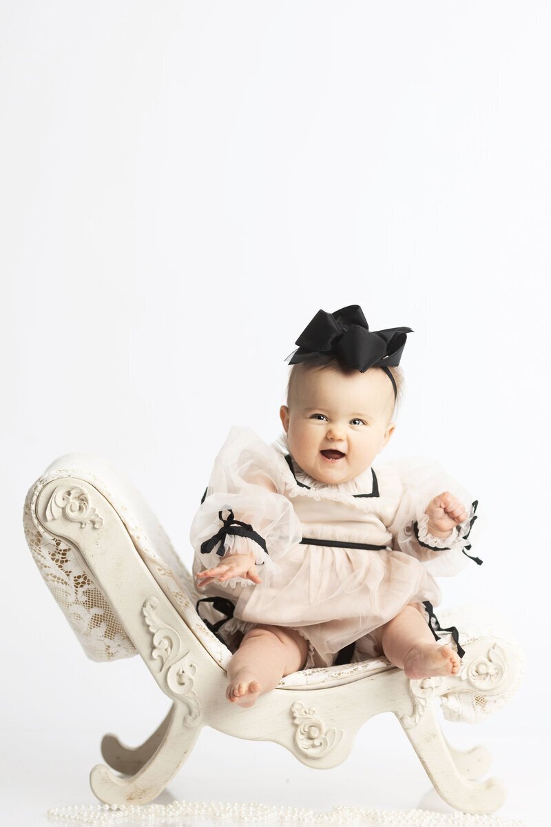 milestone photos for baby by cake smash photographer nj
