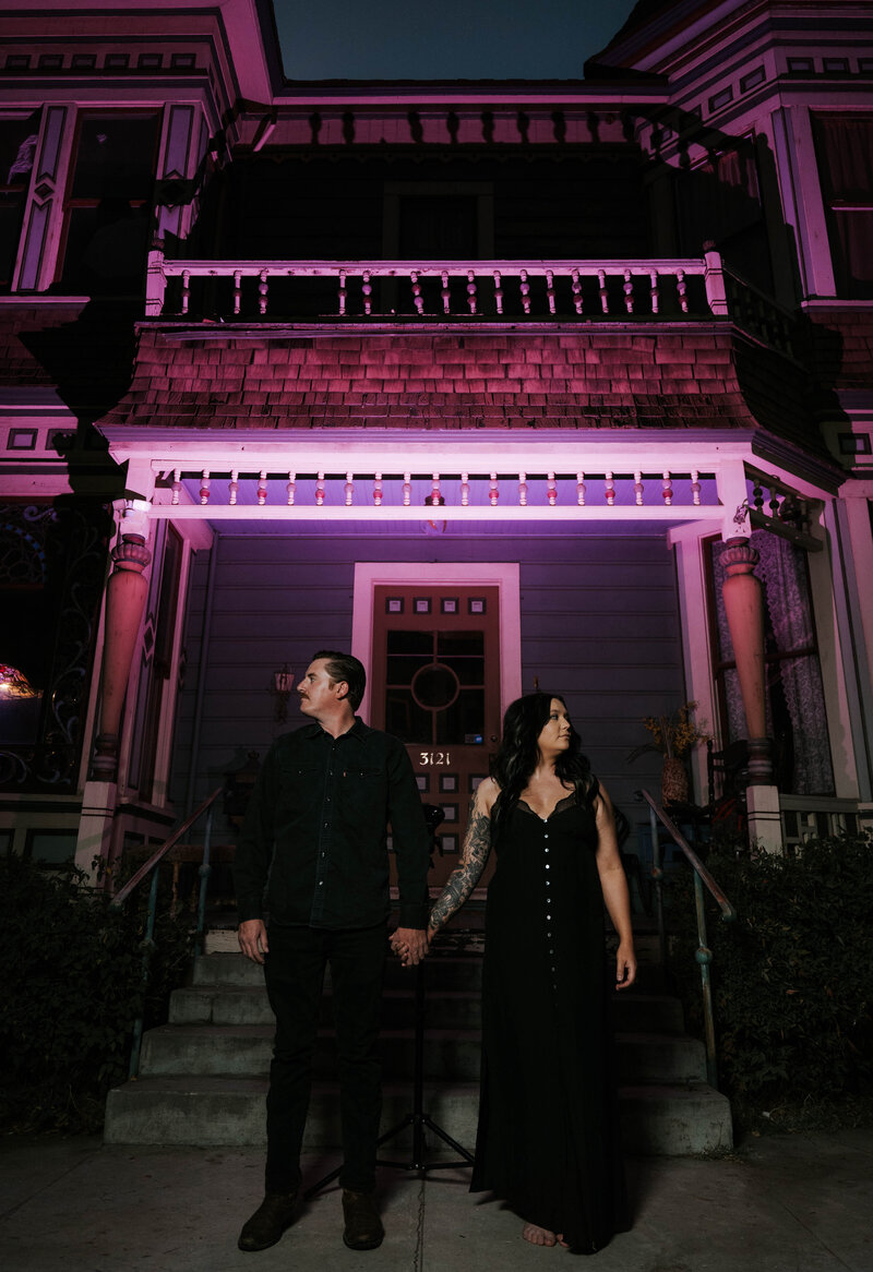 auburn-blue-photography-spooky-mansion-engagement-portraits-waite-mansion-downtown-riverside-california-206