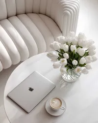 MacBook_on_the_table_coffee_cup