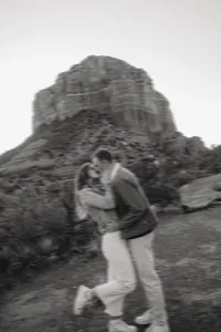 OLIVIA AND ROBERT BLUR2 Heart and Seoul Photography6