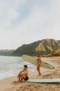 surfing couple Heart and Seoul Photography2
