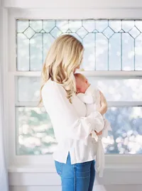 studio-dukesa-hannah-mann-fine-art-motherhood-film-photography-showit-design-partner-89