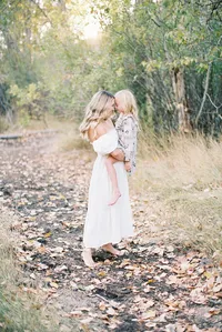 studio-dukesa-hannah-mann-fine-art-motherhood-film-photography-showit-design-partner-10