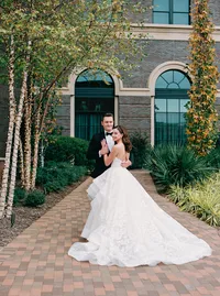 Bride and groom portraits at Hotel Vin Grapevine Texas — Dallas wedding photography