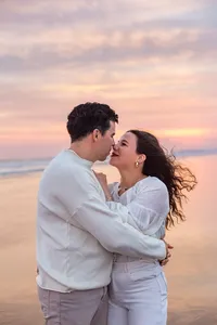 couples-photoshoot-mallorca-beach-at-sunset 54