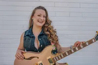 Kitty Mae-5610