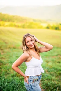 Ella Bunch Senior Portraits 224