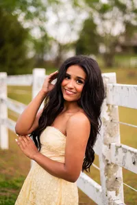 Nataly Senior Session 294
