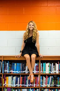 Halle Hensley (156)