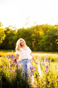 Cheyenne Spring Senior Session 231