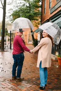 Williamsburg Virginia Rainy Engagement Session