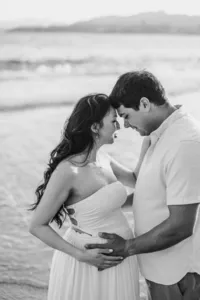 maternity photos in kapaa wailua hilton kauai-126