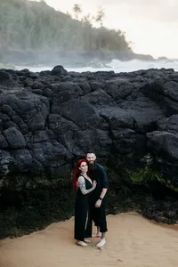 couples engagement photographer secret beach kauai-28