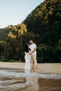 Maternity Photos at Cannons Beach Haena Kauai-10