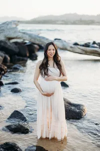 maternity photos in kapaa wailua hilton kauai-132