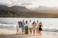 Extended Family Session at Hanalei Bay