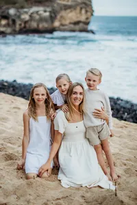 kauai-family-photographer-poipu-hyatt-sea-love-photography-58