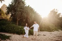 Maternity Photos at Cannons Beach Haena Kauai-2