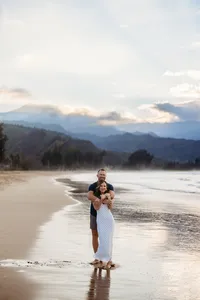 couples shoot in hanalei-9