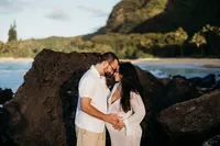 Maternity Photos at Cannons Beach Haena Kauai-7