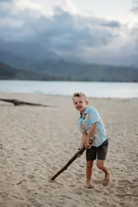 Sunset Splash Session Hanalei Bay Kauai Family Photographer-14