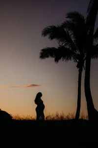 Maternity Photos at Cannons Beach Haena Kauai-21