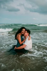 south_padre_island_wedding_and_engagement_photographer_couples-107