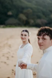 hanea beach couples shoot engagement modest orthodox-57