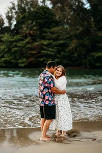 Hanalei Pier Engagement Photographer-28