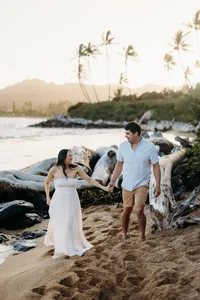maternity photos in kapaa wailua hilton kauai-11