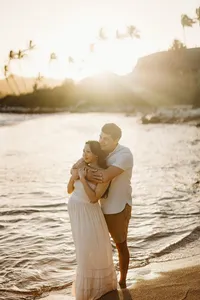 maternity photos in kapaa wailua hilton kauai-122