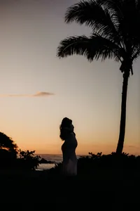 Maternity Photos at Cannons Beach Haena Kauai-22
