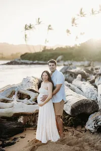 maternity photos in kapaa wailua hilton kauai