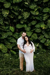 Maternity Photos at Cannons Beach Haena Kauai-23